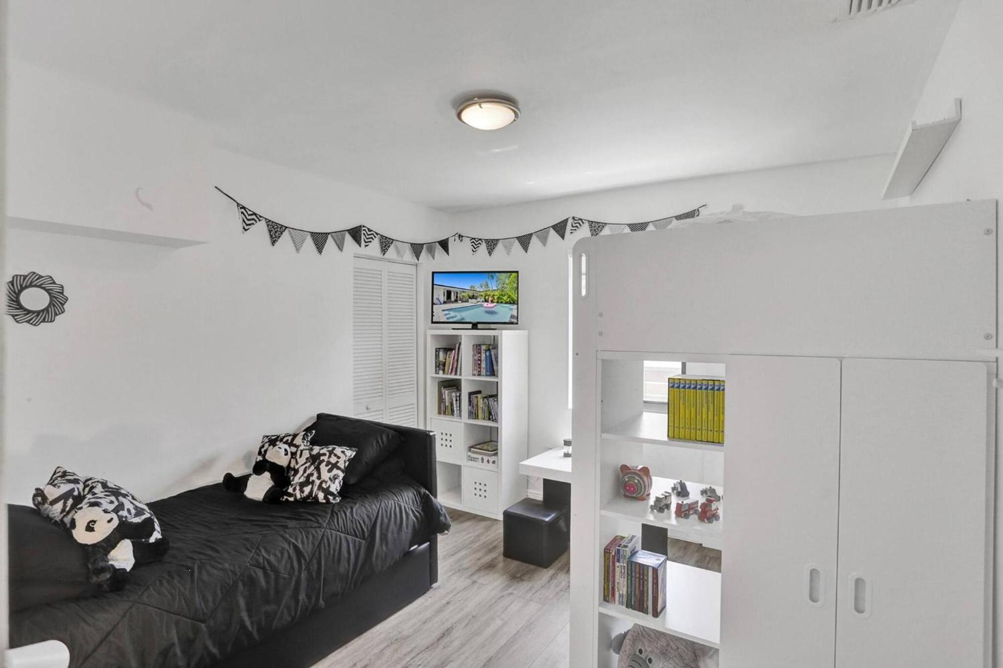 Holiday home Casa Coral With Heated Pool Charcoal Bbq Area Miami