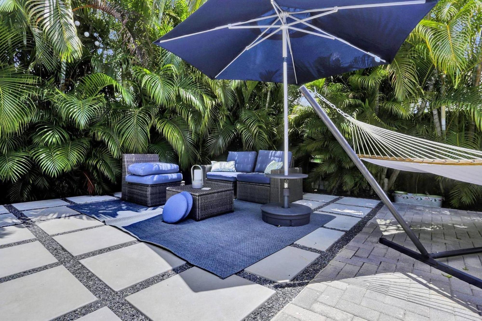 Casa Coral With Heated Pool Charcoal Bbq Area Holiday home Miami